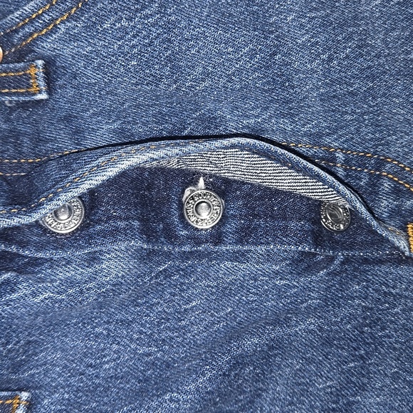 Levi's Women's Wedgie Straight Jeans Medium Wash Size 29 - Picture 5 of 11